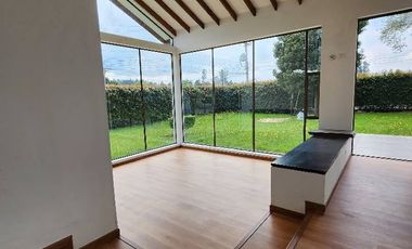 VENDO  CASA 1 PISO, EN  CONJUNTO VEREDA FAGUA SECTOR COLEGIO DE FAGUA , AREA DE CONSTRUCCION 300 METROS, LOTE  2076 METROS  5 HABITCIONES CADA UNO  CO