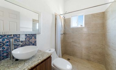 Casa en Coto Exclusivo con Amenidades y Seguridad