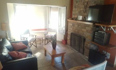 CASA EN ALQUILER TEMPORARIO (3 A 6 MESES)