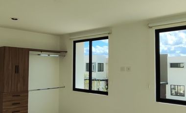 CASA EN RENTA EN CUMBRES NOVONORTE CONKAL, MERIDA