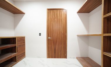 Residencia de Lujo en Venta Puertas las Lomas, Zapopan Andares Puerta de Hierro Av. Universidad