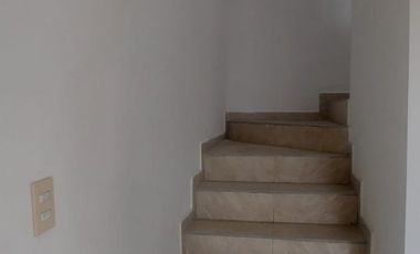 EN VENTA CASA EN CONJUNTO CERRDAO ENTREPINOS