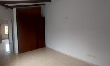 EN VENTA CASA EN CONJUNTO CERRDAO ENTREPINOS