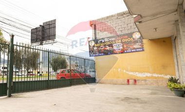 EDIFICIO COMERCIAL AV. CRISTOBAL DE TROYA, IBARRA