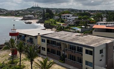 Ballenita - Punta Faro, amplio y moderno departamento frente al mar con balcón y dentro de condominio privado