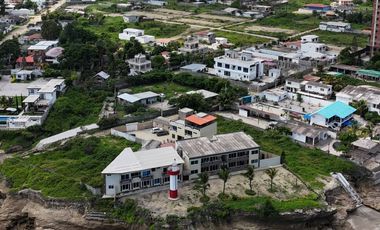 Ballenita - Punta Faro, amplio y moderno departamento frente al mar con balcón y dentro de condominio privado