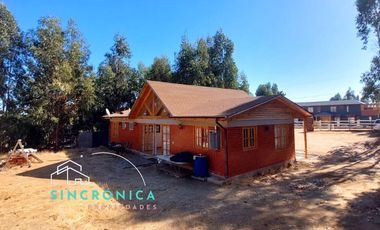 SE ARRIENDA GRAN PARCELA CON AMPLIA CASA EN ALGARROBO