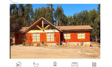 SE ARRIENDA GRAN PARCELA CON AMPLIA CASA EN ALGARROBO