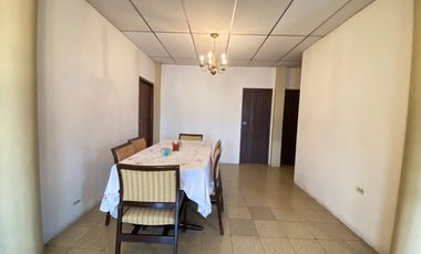 Se vende casa en La Alborada 12ava etapa a dos cuadras de la Av. Rodolfo Baquerizo Nazur