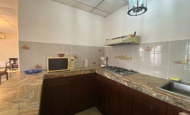 Se vende casa en La Alborada 12ava etapa a dos cuadras de la Av. Rodolfo Baquerizo Nazur