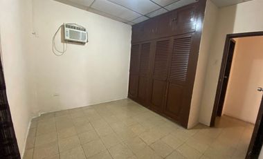 Se vende casa en La Alborada 12ava etapa a dos cuadras de la Av. Rodolfo Baquerizo Nazur