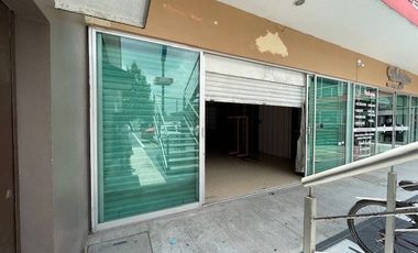 Local en plaza comercial en La Federal a Atlixco, cerca de Periférico