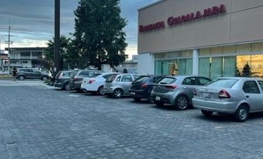 Local en plaza comercial en La Federal a Atlixco, cerca de Periférico