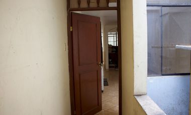 🚨EN VENTA CASA COMERCIAL EN PLENA ZONA DE ALTO COMERCIO A ESPALDAS DE MEGAPLAZA🚨