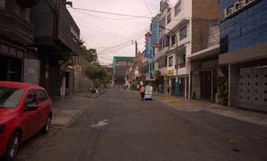 🚨EN VENTA CASA COMERCIAL EN PLENA ZONA DE ALTO COMERCIO A ESPALDAS DE MEGAPLAZA🚨
