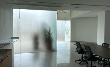 edificio corporativo centrico en leon gto