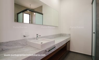 Casa de Lujo en Venta Colinas de Los Virreyes Residencial Zona Andares Puerta de Hierro Zapopan