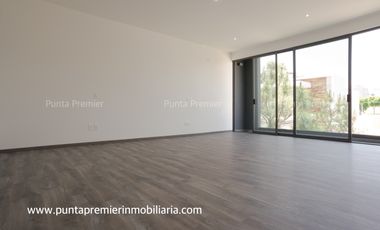 Casa de Lujo en Venta Colinas de Los Virreyes Residencial Zona Andares Puerta de Hierro Zapopan