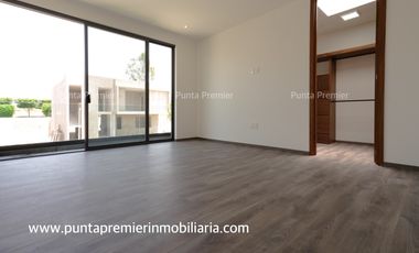 Casa de Lujo en Venta Colinas de Los Virreyes Residencial Zona Andares Puerta de Hierro Zapopan
