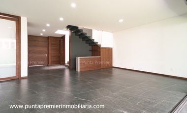 Casa de Lujo en Venta Colinas de Los Virreyes Residencial Zona Andares Puerta de Hierro Zapopan