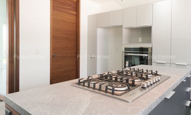 Casa de Lujo en Venta Colinas de Los Virreyes Residencial Zona Andares Puerta de Hierro Zapopan