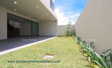 Casa de Lujo en Venta Colinas de Los Virreyes Residencial Zona Andares Puerta de Hierro Zapopan