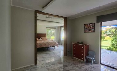 Venta parcela con Casas y plantación de arandanos