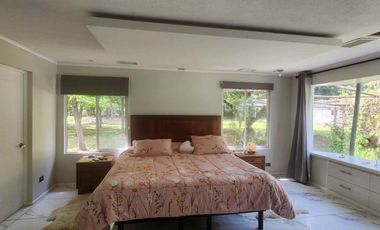 Venta parcela con Casas y plantación de arandanos