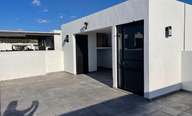 CASA EN RENTA EN EL CONDADO, CORREGIDORA