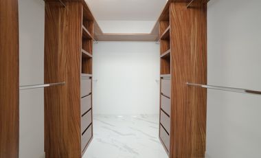 Casa en Venta Nueva de Lujo en Parque Virreyes frente Puerta las Lomas zona Andares Zapopan