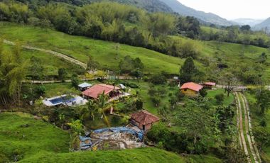 VENDO HERMOSA FINCA EN SAN CARLOS ANTIOQUIA.