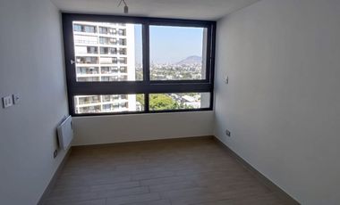 Departamento En Venta A Pasos Plaza Egaña, Casi Nuevo