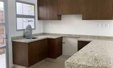 Pre Venta Casa de 1 nivel, cocina semi integral, 2 recamaras, 2 baños, closet, 1 cochera,Fracc. Cerrado