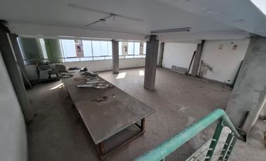 VENDO CASA DE 250M2 EN ZARATE