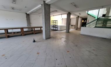 VENDO CASA DE 250M2 EN ZARATE