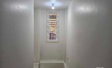 Titled house and lot in a peaceful community