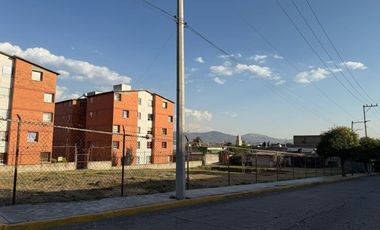 SE RENTA TERRENO EN ESQUINA CON OPCION A BODEGAS, PATIO DE MANIOBRAS U ZONA COMERCIAL