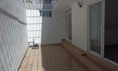 CASA EN VENTA EN EL FRACC MODELO 12 RECAMARAS