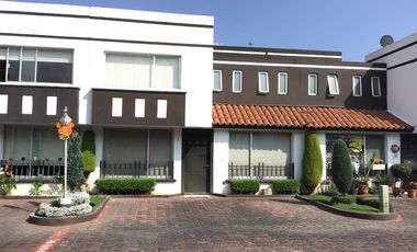 Casa en Renta en Metepec con vigilancia las 24 horas excelente ubicación.