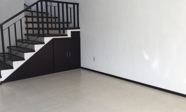 Casa en Renta en Metepec con vigilancia las 24 horas excelente ubicación.