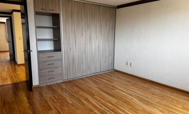 Casa en Renta en Metepec con vigilancia las 24 horas excelente ubicación.