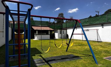 Casa en Renta en Metepec con vigilancia las 24 horas excelente ubicación.