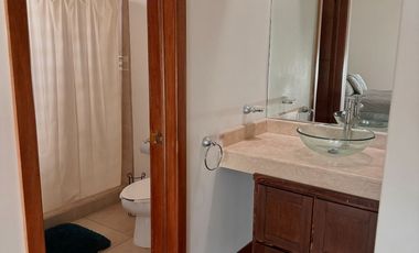 Amplia casa en Renta totalmente amueblada