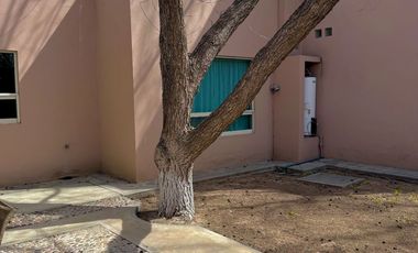 Amplia casa en Renta totalmente amueblada