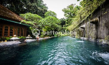 Private River Estate in Kaba-Kaba A Tropical Masterpiece