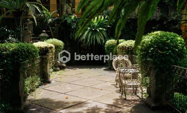 Private River Estate in Kaba-Kaba A Tropical Masterpiece
