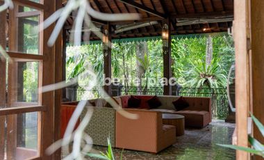 Private River Estate in Kaba-Kaba A Tropical Masterpiece