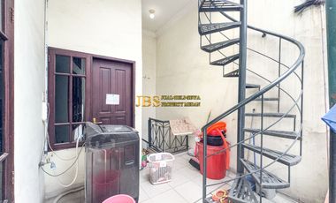 Dijual Villa Siap Huni Komplek Cemara Asri Jalan Asoka