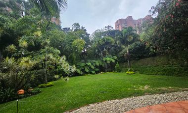 CASA EN  VENTA EN  LA CALERA  POBLADO MEDELLÍN.