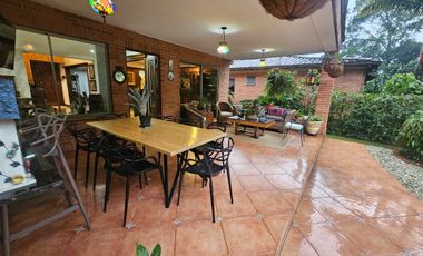 CASA EN  VENTA EN  LA CALERA  POBLADO MEDELLÍN.